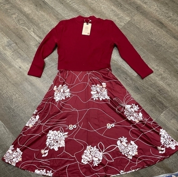 Moyabo Dresses & Skirts - Moyabo Floral Turtleneck Ribbed Knit Long Sleeve - Small
